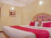 OYO 333 Hotel Crystal Homes, Bangalore OYO 333 Hotel Crystal Homes, Bangalore