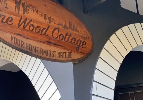 Pinewood Cottage - Your Home Amidst Nature