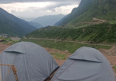 Naveen tent and camp