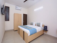 OYO 9381 DLF Cyber City, Delhi OYO 9381 DLF Cyber City, Delhi