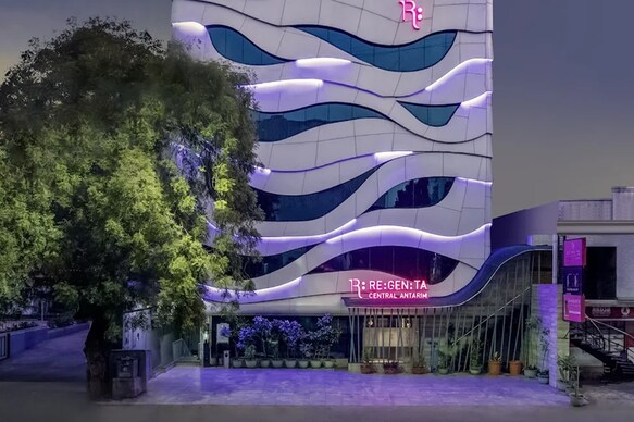 Regenta Central Antarim