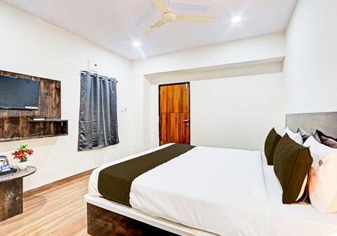 Super Hotel O RB @ KOMPALLY