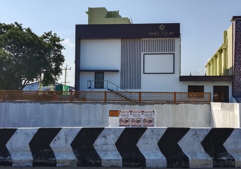 The Sam's Court Elite Stay