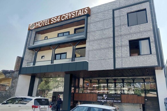 HOTEL SS4 CRYSTALS