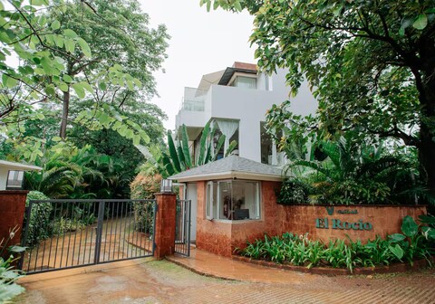 Palette by REVE Escapes - Premium 2 BHK Apartment near Anjuna Beach