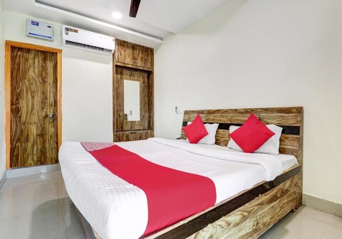 SIDDHANT M GUEST HOUSE