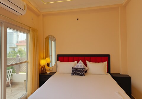 Stay by the Ganges | Peaceful 2BHK Homely Retreat