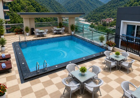 Foxoso Heights, Tapovan