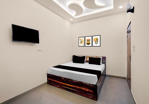 Hotel O Krishnam Sadan