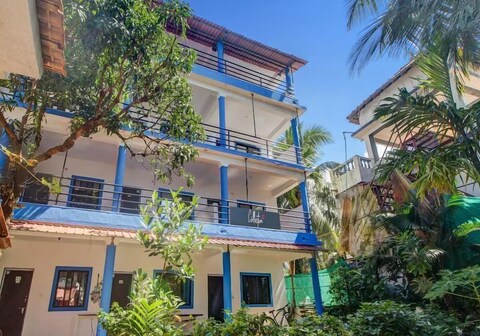 Aqua Wave by YogiTree Hotels