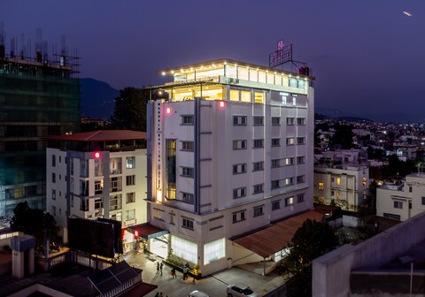 Mandala Norling Lords Prime