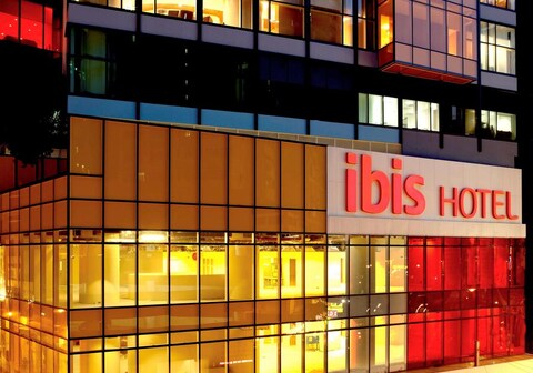 Ibis Hong Kong Central And Sheung Wan