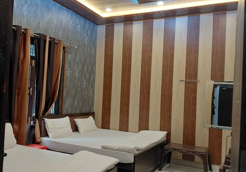 Shivay Guest House