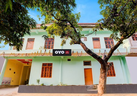 SPOT ON Friends Palace