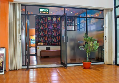 Collection O 92268 Hotel Aero