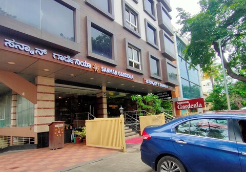 Hotel Sanman Gardenia