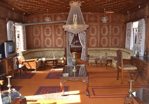 Amina Group of HouseBoats