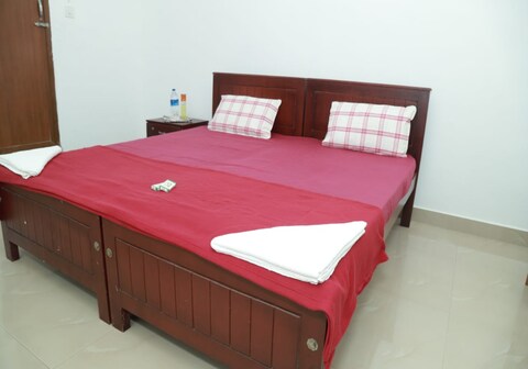 Royal Park Residency