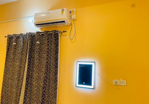 KIARSH RESIDENCY HOME Stay