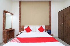 OYO 13423 Kamdhenu Inn, Allahabad OYO 13423 Kamdhenu Inn, Allahabad