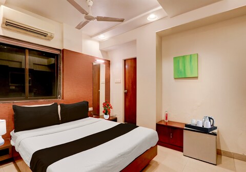 Super Townhouse Oak Ramdaspeth Downtown