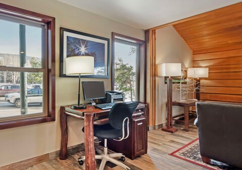 Best Western Ptarmigan Lodge