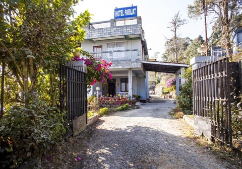Hotel Parijat