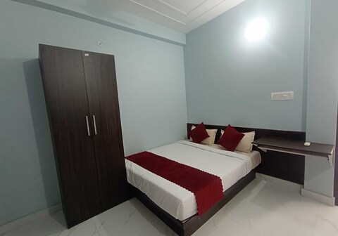 Hotel O Home Aditya Inn Suits Homestay