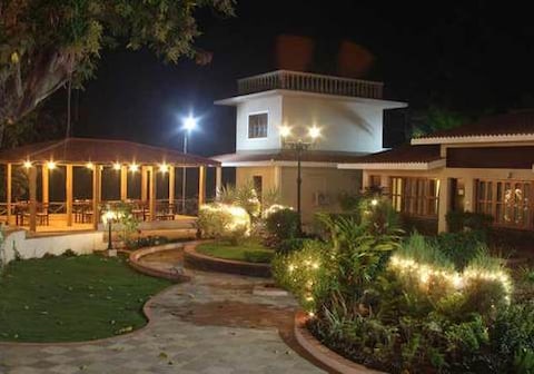 Paradise villas & Resort