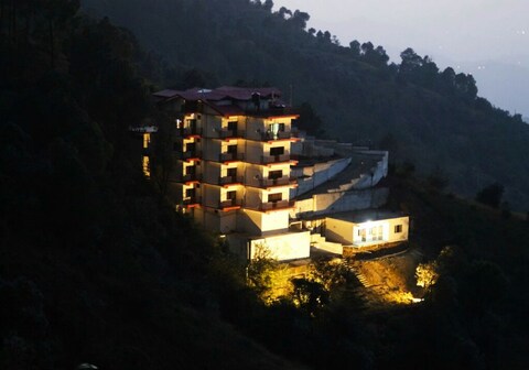 Hotel Himalayan Valley
