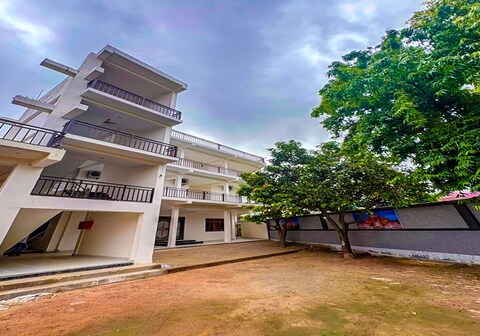 Shree Shagun Palace