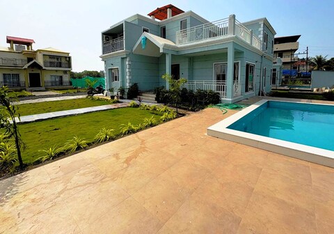 Cherry Blossom 5 BHK Villa