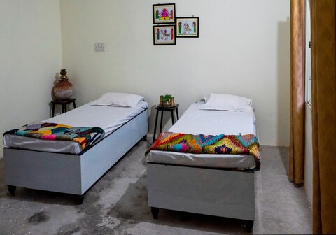 Kashi Homestay