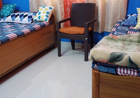 Meenakshi home stay