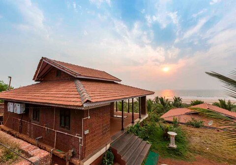Ganpatipule Three Bedded Villa By BEACHFRONT VILLAS