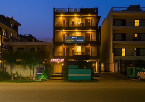 Hotel Admire Expressway by ASPL