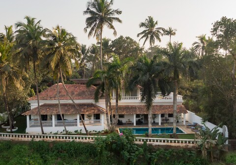 Hireavilla | Casa Palms - Stylish 5BHK with Private Pool, North Goa