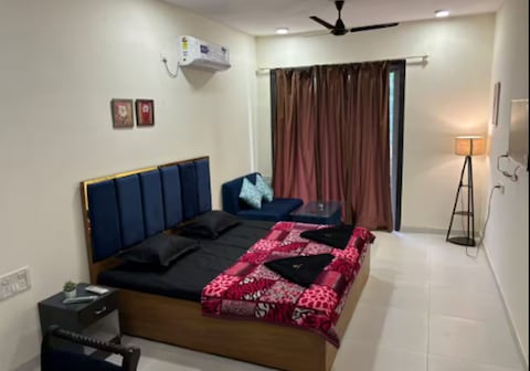 Ivy Bliss Studio with Private Pool, B 09, Karjat