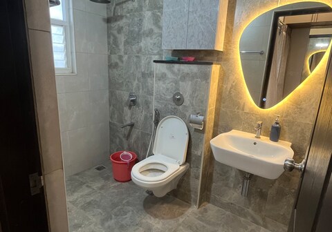 1 Bedroom in a 3 BHK Flat