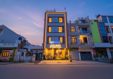 FabHotel Bohra International