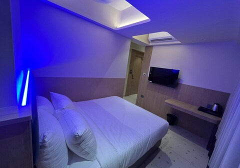 Indie Stay Nesco Goregaon