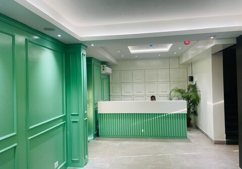 Pod n Beyond Smart Hotel @Bistupur