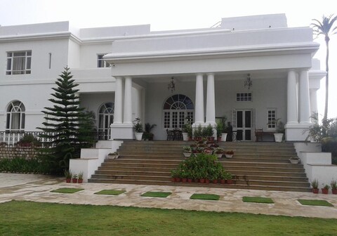 Altus (Luxury Homestay)