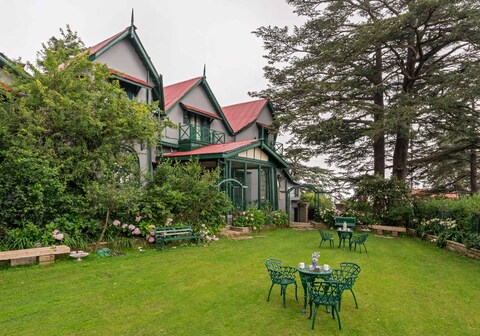 StayVista | Sidhowal Lodge