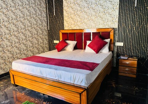 Vishnupriya Homestay