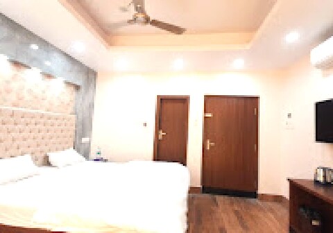 Ghar Aangan Resort