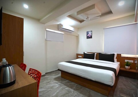 Hotel Orange Tree