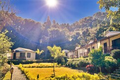 Friedenstal  Resort, Bhimtal Friedenstal  Resort, Bhimtal