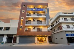 FabHotel The Royal Nr Guru Govind Singh University, Delhi FabHotel The Royal Nr Guru Govind Singh University, Delhi