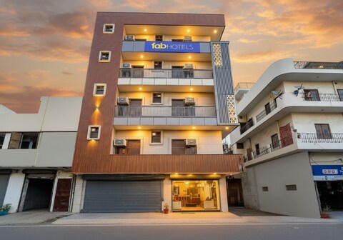 FabHotel The Royal Nr Guru Govind Singh University
